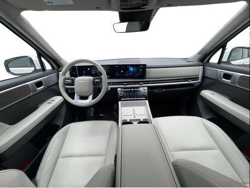 Used 2025 Hyundai Santa Fe Limited FWD image 41