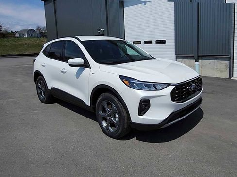 New 2025 Ford Escape ST-Line Select w/ Class II Trailer Tow Package image 2