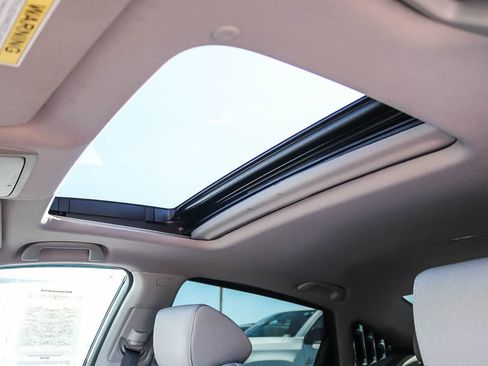 Used 2020 Honda Accord EX image 25