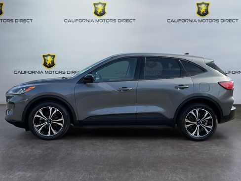 Used 2022 Ford Escape SE w/ SE Sport Appearance Package FWD image 8