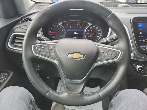 Used 2022 Chevrolet Equinox Premier image 15