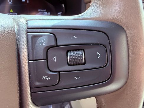 Used 2022 GMC Yukon Denali AWD/4WD image 28
