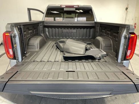 Used 2025 GMC Sierra 1500 SLT w/ SLT Premium Package image 25
