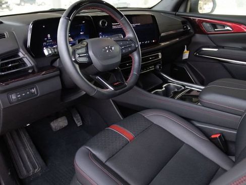 Used 2024 Chevrolet Traverse RS w/ LPO, Floor Liner Package image 7