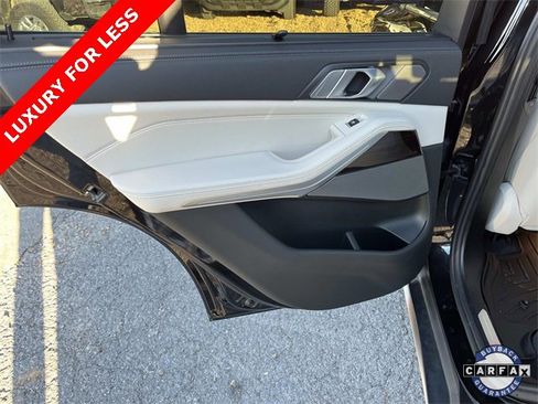 Used 2021 BMW X5 xDrive40i w/ Premium Package image 18