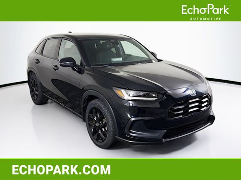 Used 2023 Honda HR-V Sport image 1