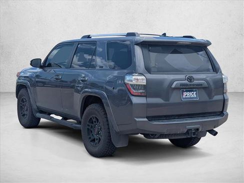 Used 2022 Toyota 4Runner SR5 Premium w/ Moonroof Package RWD image 6