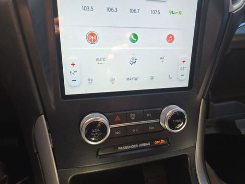 Certified 2022 Ford Edge SEL w/ Convenience Package image 13