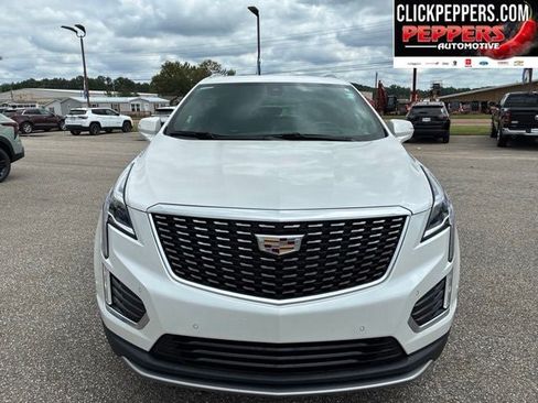 Used 2021 Cadillac XT5 Premium Luxury FWD image 9