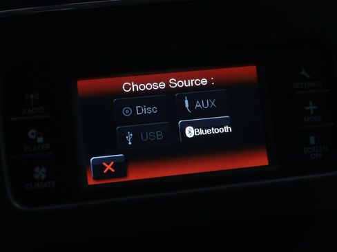 Used 2018 Dodge Journey SE w/ Popular Equipment Group FWD image 28