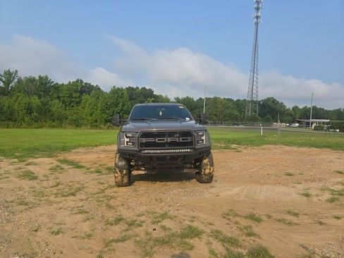 Used 2020 Ford F150 Raptor w/ Equipment Group 802A Luxury AWD/4WD image 13