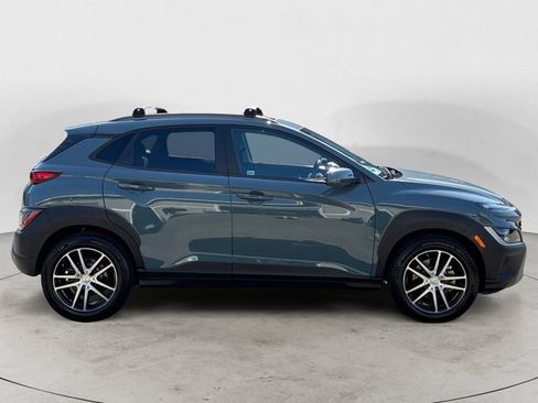 Used 2022 Hyundai Kona SEL w/ Convenience Package AWD/4WD image 4