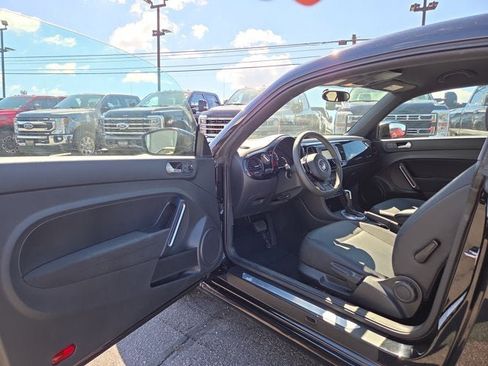 Used 2016 Volkswagen Beetle 1.8T FWD image 7