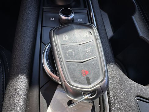 Used 2023 Cadillac XT6 Luxury w/ LPO, Floor Liner Package image 44