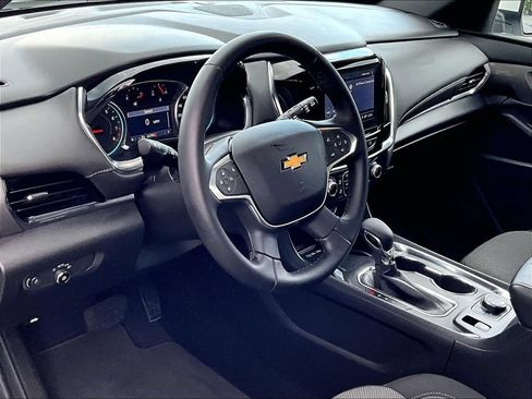 Used 2023 Chevrolet Traverse LT AWD/4WD image 8