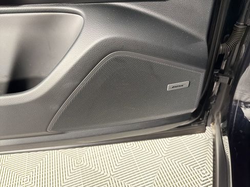 Certified 2020 Porsche Cayenne S AWD/4WD image 22