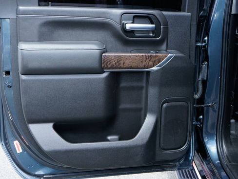 Used 2020 GMC Sierra 2500 Denali w/ Denali Ultimate Package image 39