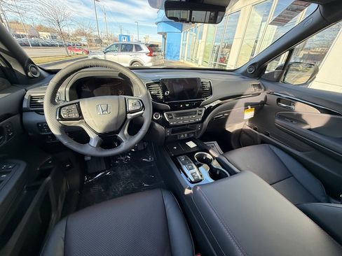 New 2026 Honda Ridgeline Black Edition image 7