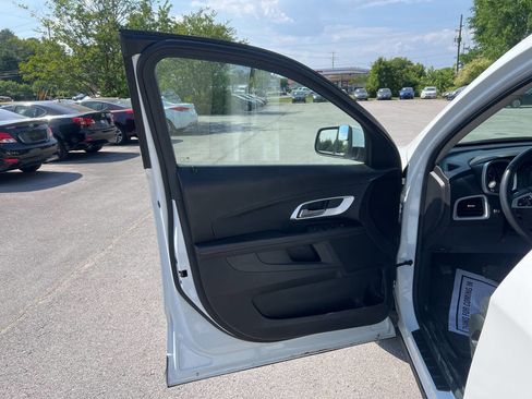 Used 2011 Chevrolet Equinox LT w/ Driver Convenience Package FWD image 9