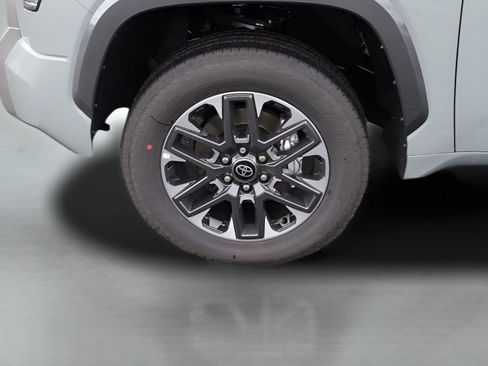 New 2026 Toyota Tundra Limited AWD/4WD image 6