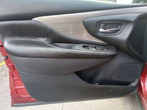 Used 2018 Nissan Murano S AWD/4WD image 8