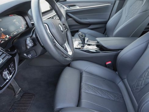 Certified 2023 BMW 530i xDrive w/ Premium Package image 12