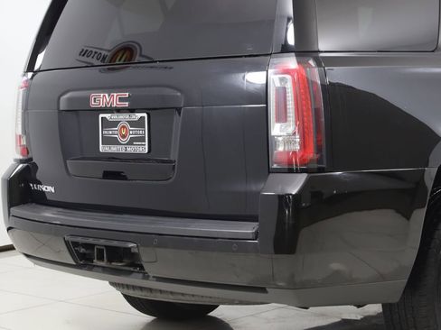 Used 2018 GMC Yukon SLT w/ HD Trailering Package AWD/4WD image 42
