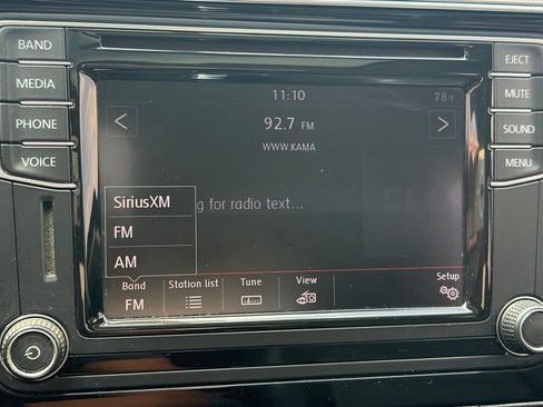 Used 2017 Volkswagen Passat 1.8T SE FWD image 21