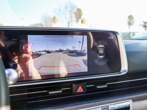 Used 2024 Hyundai Ioniq 6 SEL image 25