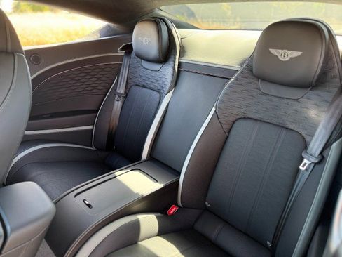 Used 2025 Bentley Continental GT Speed AWD/4WD image 25