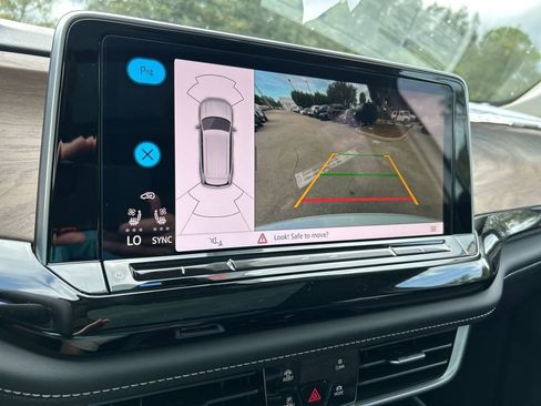 New 2026 Volkswagen Atlas SE FWD image 36