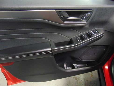 Used 2024 Ford Escape Active image 8