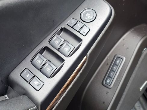 Used 2016 Chevrolet Tahoe LT image 26