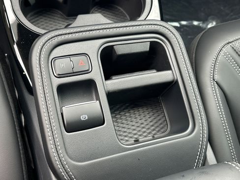 New 2025 Ford Mustang Mach-E Premium AWD/4WD image 32