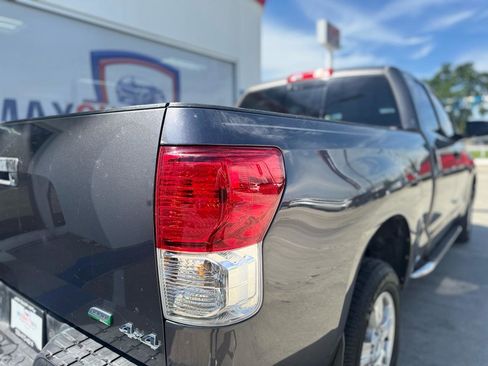 Used 2012 Toyota Tundra 4x4 Double Cab w/ Tow Pkg image 27