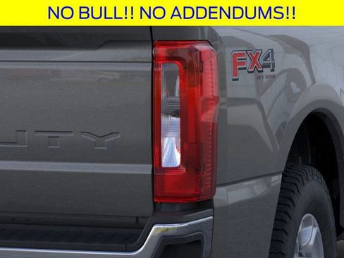 New 2026 Ford F250 XLT w/ FX4 Off-Road Package image 22