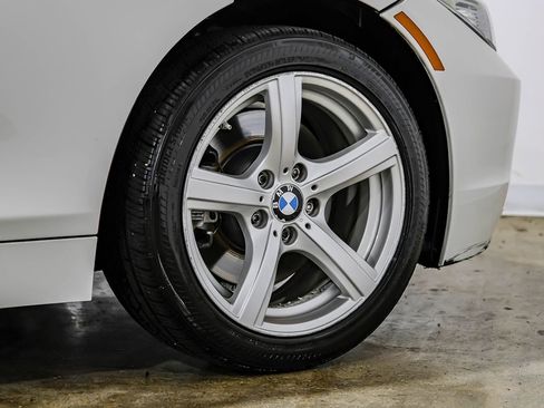 Used 2011 BMW Z4 sDrive30i w/ Premium Pkg RWD image 48