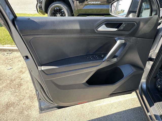 Used 2019 Volkswagen Tiguan SE AWD/4WD image 14