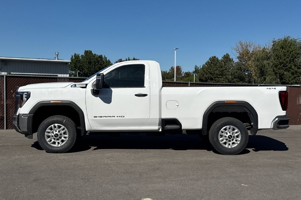 Used 2025 GMC Sierra 2500 Pro w/ 1SA Pro Safety Plus Package AWD/4WD image 15