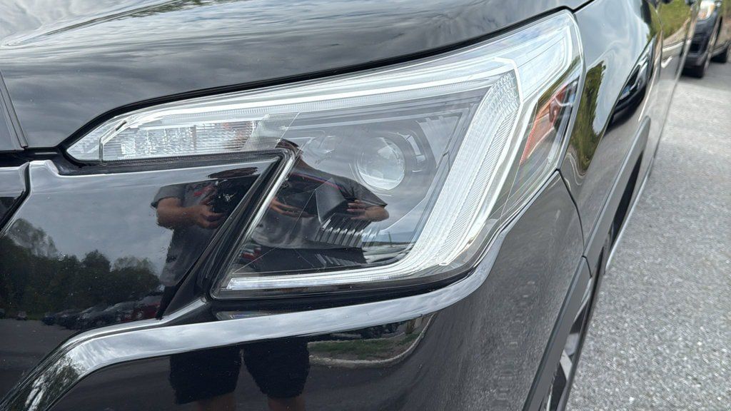 Certified 2024 Subaru Forester Touring AWD/4WD image 7