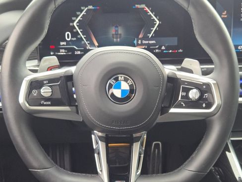 Used 2025 BMW 740i xDrive w/ Premium Package AWD/4WD image 41