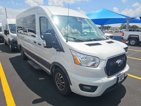 Used 2022 Ford Transit 350 XLT RWD image 2