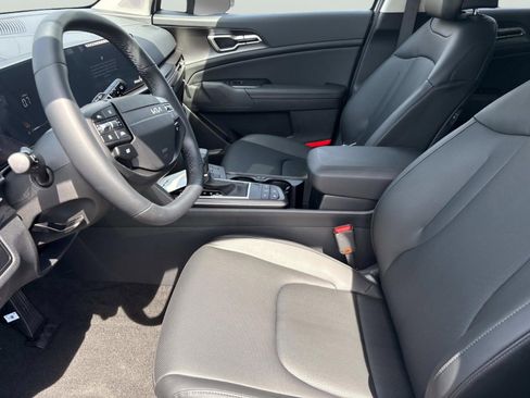 New 2026 Kia Sportage EX AWD/4WD image 22