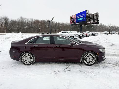 Used 2017 Lincoln MKZ Reserve w/ Luxury Package image 10