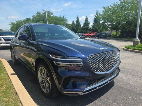 Used 2025 Genesis GV70 2.5T AWD/4WD image 1