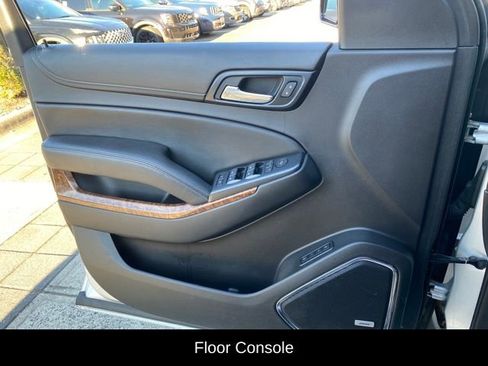 Used 2015 Chevrolet Tahoe LTZ image 27