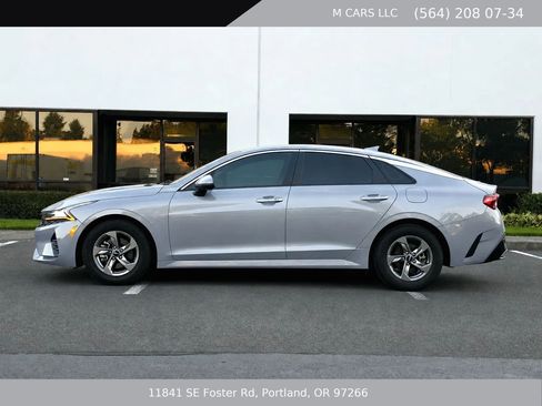 Used 2022 Kia K5 LXS FWD image 9