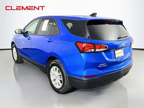 Used 2024 Chevrolet Equinox LS w/ LS Convenience Package FWD image 9