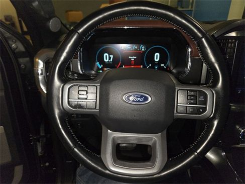 Used 2021 Ford F150 Lariat image 14
