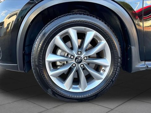 Used 2022 INFINITI QX50 Luxe w/ Cargo Package FWD image 11